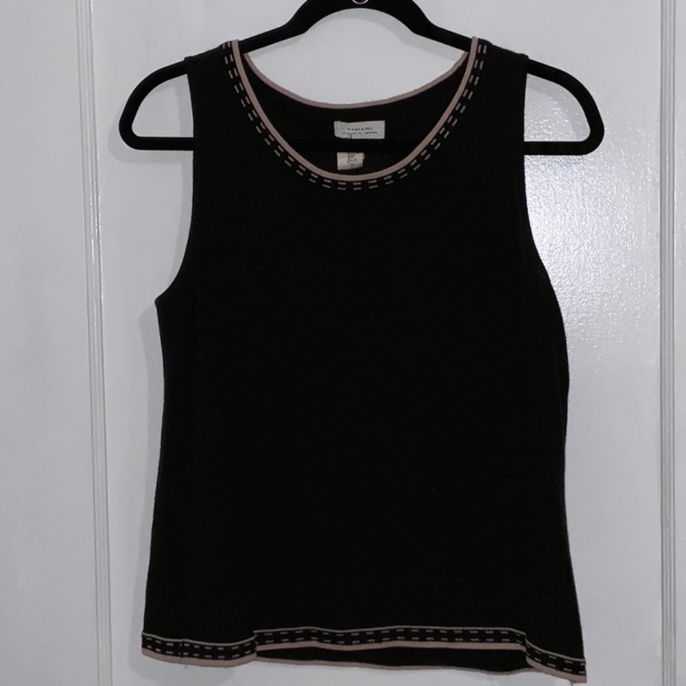 Tahari knitted shirt